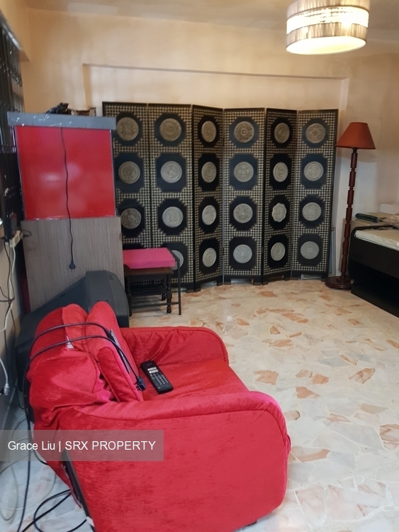 Blk 230 Serangoon Avenue 4 (Serangoon), HDB 3 Rooms #180035052